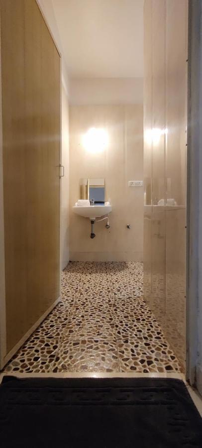 J-House, Spacious Apartments With Balconies, Thalassa 1Min Away Siolim Exterior foto