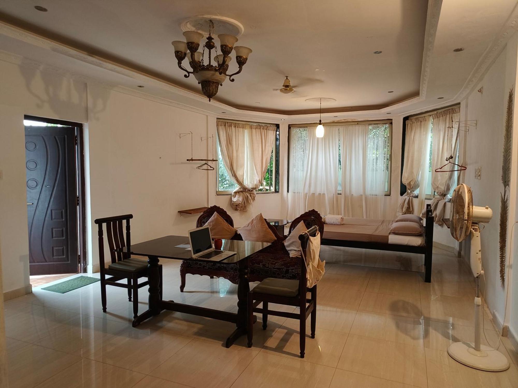 J-House, Spacious Apartments With Balconies, Thalassa 1Min Away Siolim Habitación foto